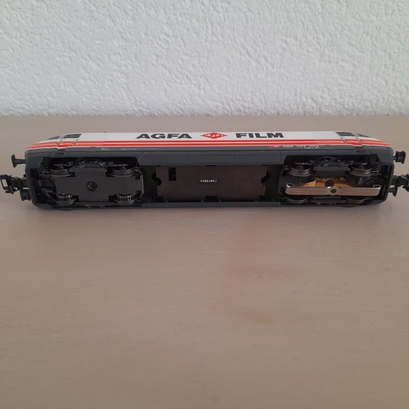 Märklin Modellini di ferrovie: Locomotive CFF Re 4/4 Agfa – Usato da Auvernier venduto da gandalf08 4