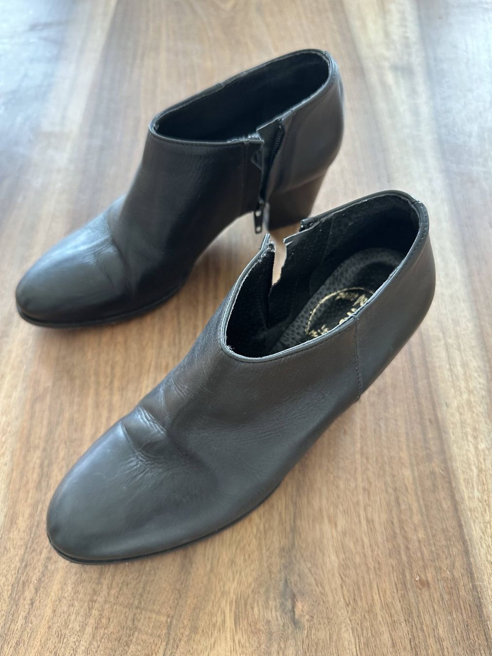 Damenschuhe: Stiefeletten Schwarz – Gebraucht aus Grafenried von Jarvis488 3