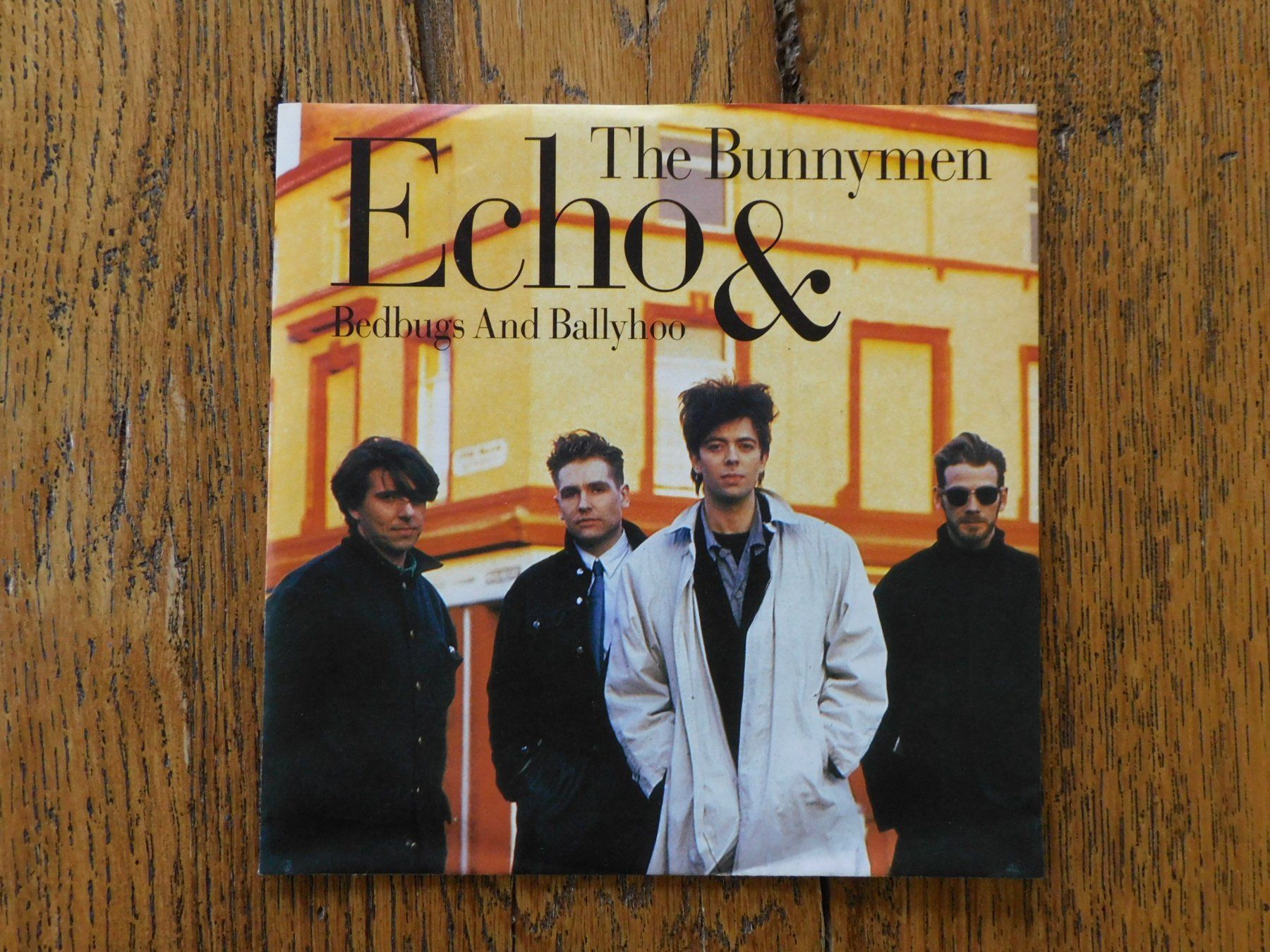 Schallplatten: Echo & The Bunnymen - Bedbugs And Ballyhoo – Gebraucht aus Emmenbrücke von Dickens