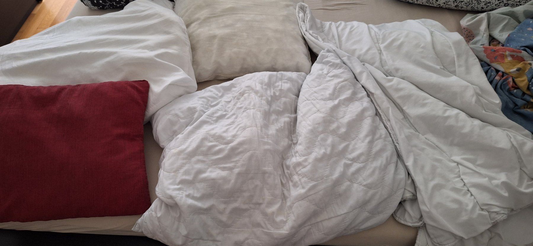 Ikea Cuscini: Ikea Kissen Set – Usato da Killwangen venduto da natszp