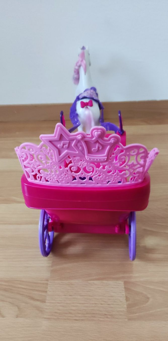 Bambole: Barbie Kutsche mit Pferd – Usato da Chur venduto da Nisami 6
