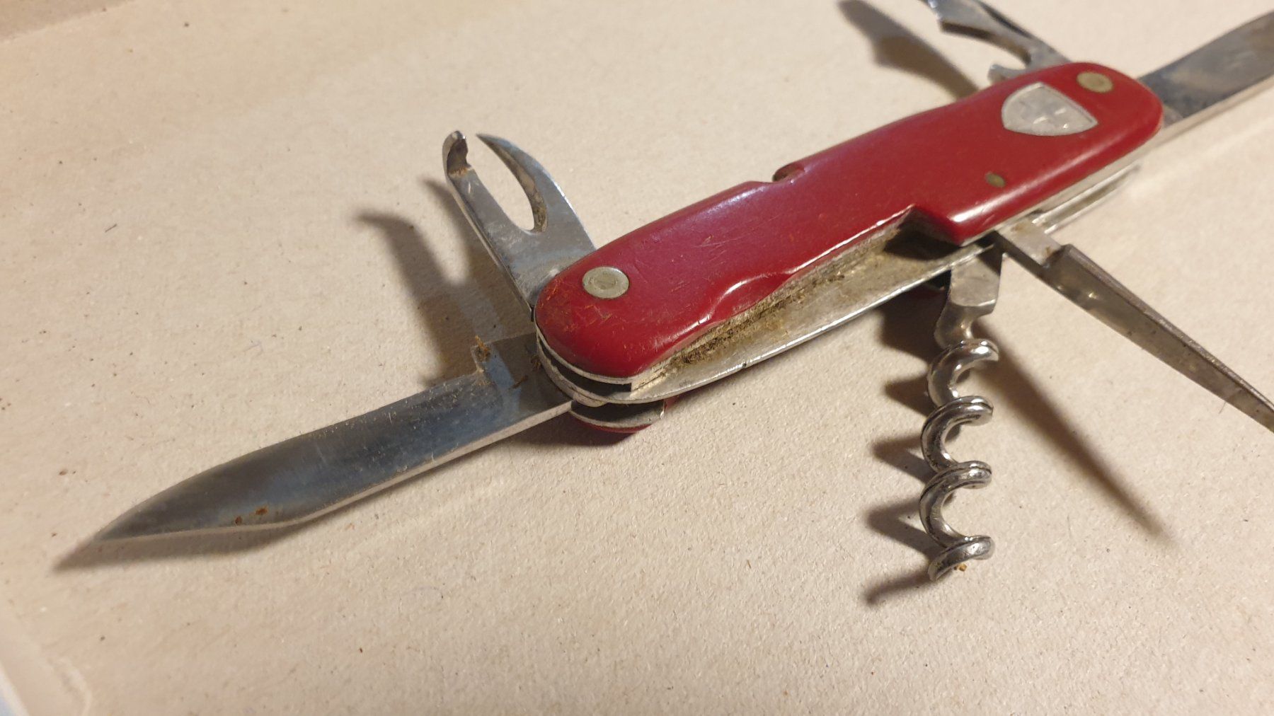 Wenger Coltelli tascabile: Wenger Switzerland Sackmesser Messer – Usato da Val D Illiez venduto da SnowRoof 3