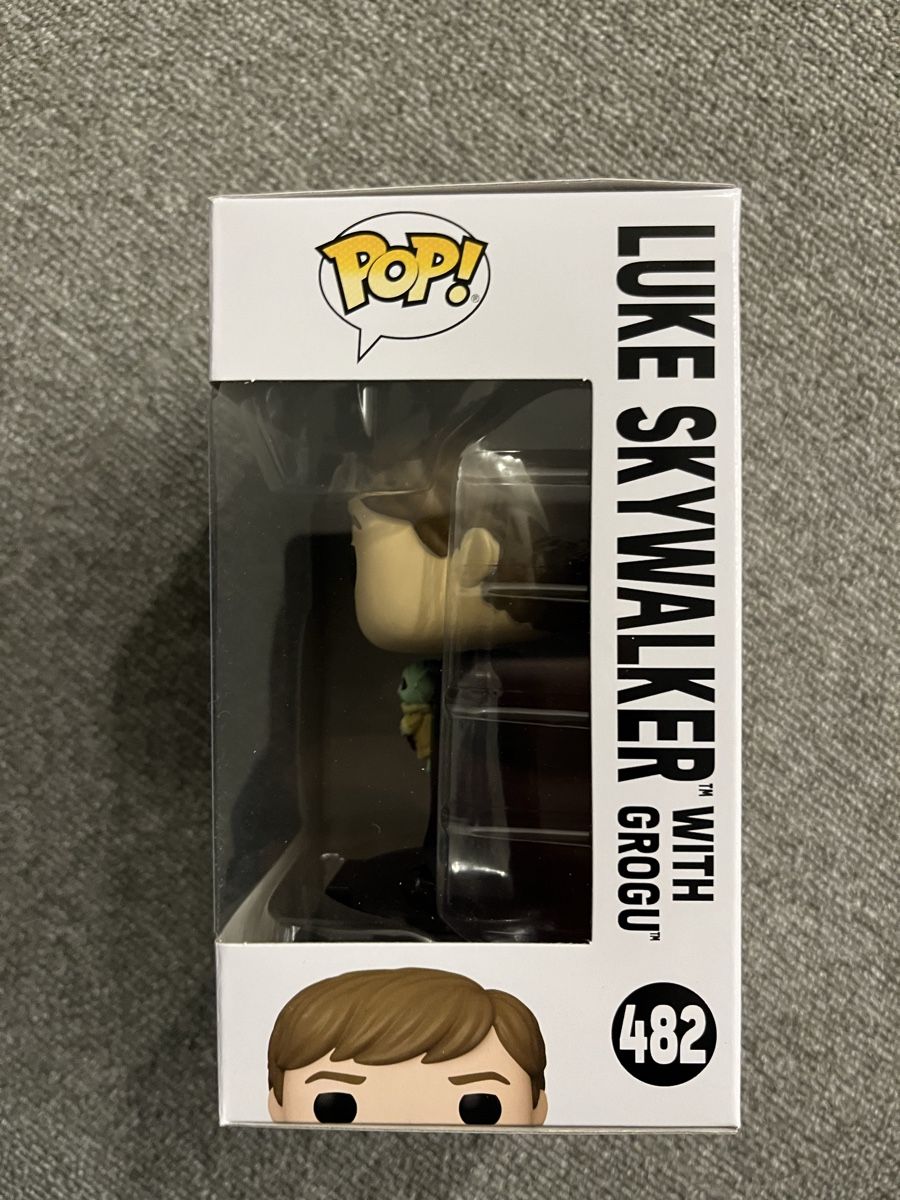 Funko Statuette: Funko Pop Star Wars Luke Skywalker mit Grogu - Nr. 482 – Nuovo (secondo la descrizione) da Stäfa venduto da greety1981 1