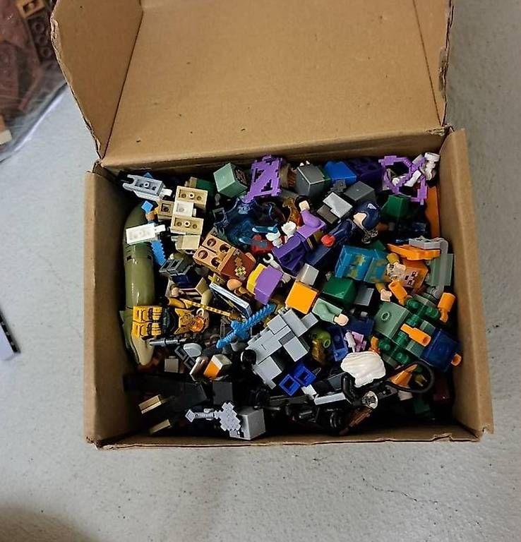 Giocattoli: LEGO – Usato da Neftenbach venduto da sam_jbb5 2