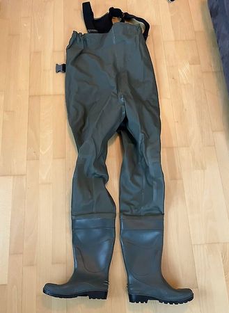 Neue Watthose Grösse S, Schuhgrösse 39