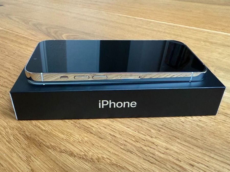 Apple Handys / Smartphones: iPhone 13 Pro Weiss, Silber 128 GB – Gebraucht aus Obernau von  5