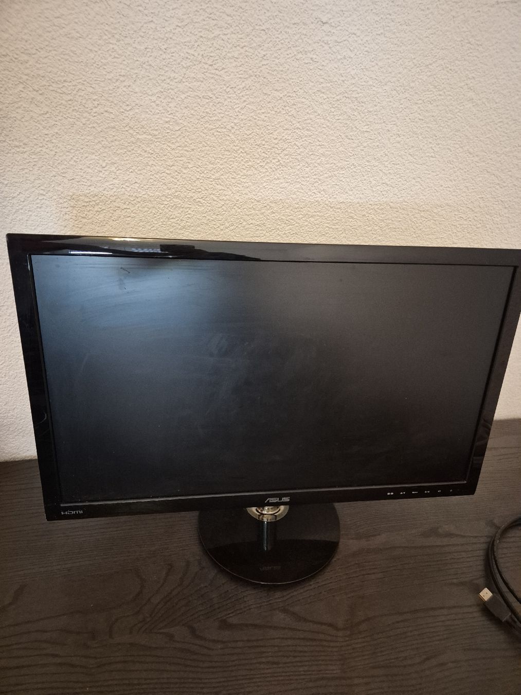 Asus Ecrans: Asus Bildschirm – D'occasion à Sargans par Phi_v57n 1