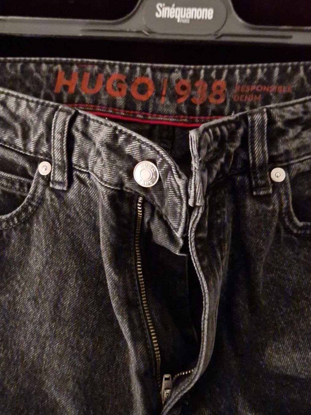 Hugo Boss Jeans: Jeans HUGO – Usato da Bern venduto da Iuliia_novova 2