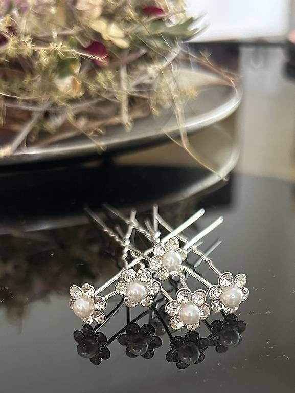 Accessoires pour cheveux: Blüten Haarschmuck – Neuf avec emballage d'origine à Rotkreuz par amm_9l2d