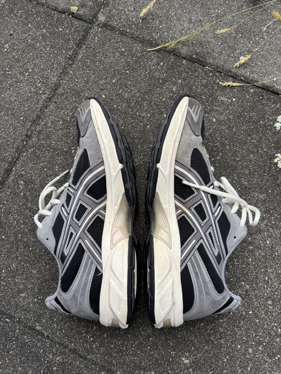 Asics Scarpe da uomo: Asics Gel-1130 / Gr. 45 – Usato da Knonau venduto da JaSchoGuet 1