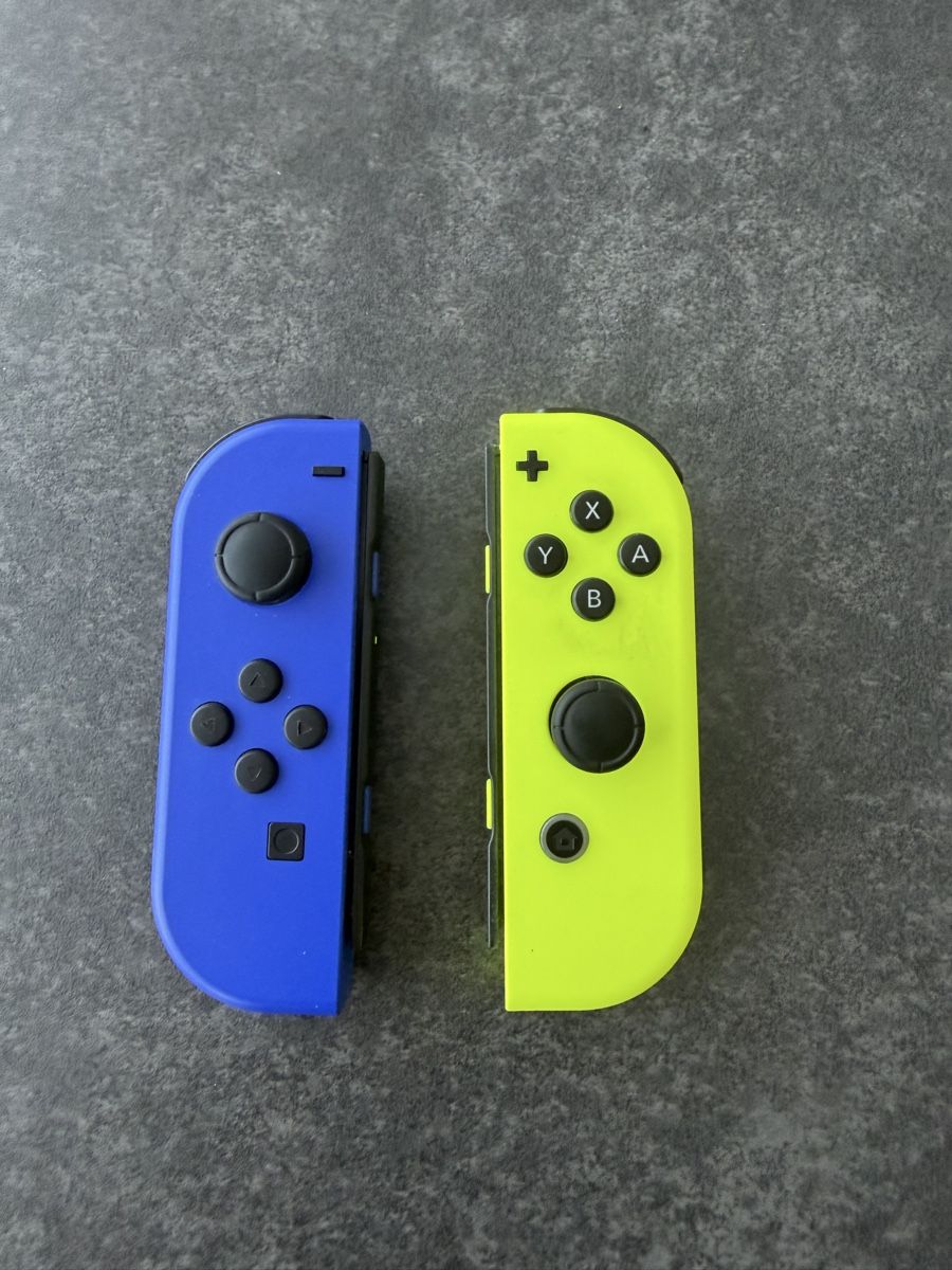 Nintendo Console: Nintendo Switch OLED mit docking station – Usato da Obergösgen venduto da val_x7qk 5