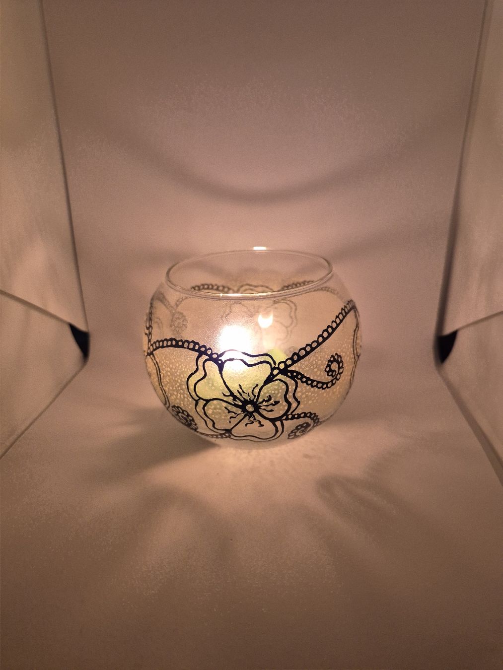 Portacandele: Windlicht Glas handbemalt mit Blumenmuster neu – Nuovo e nell'imballaggio originale da Bülach venduto da Living_Art 1