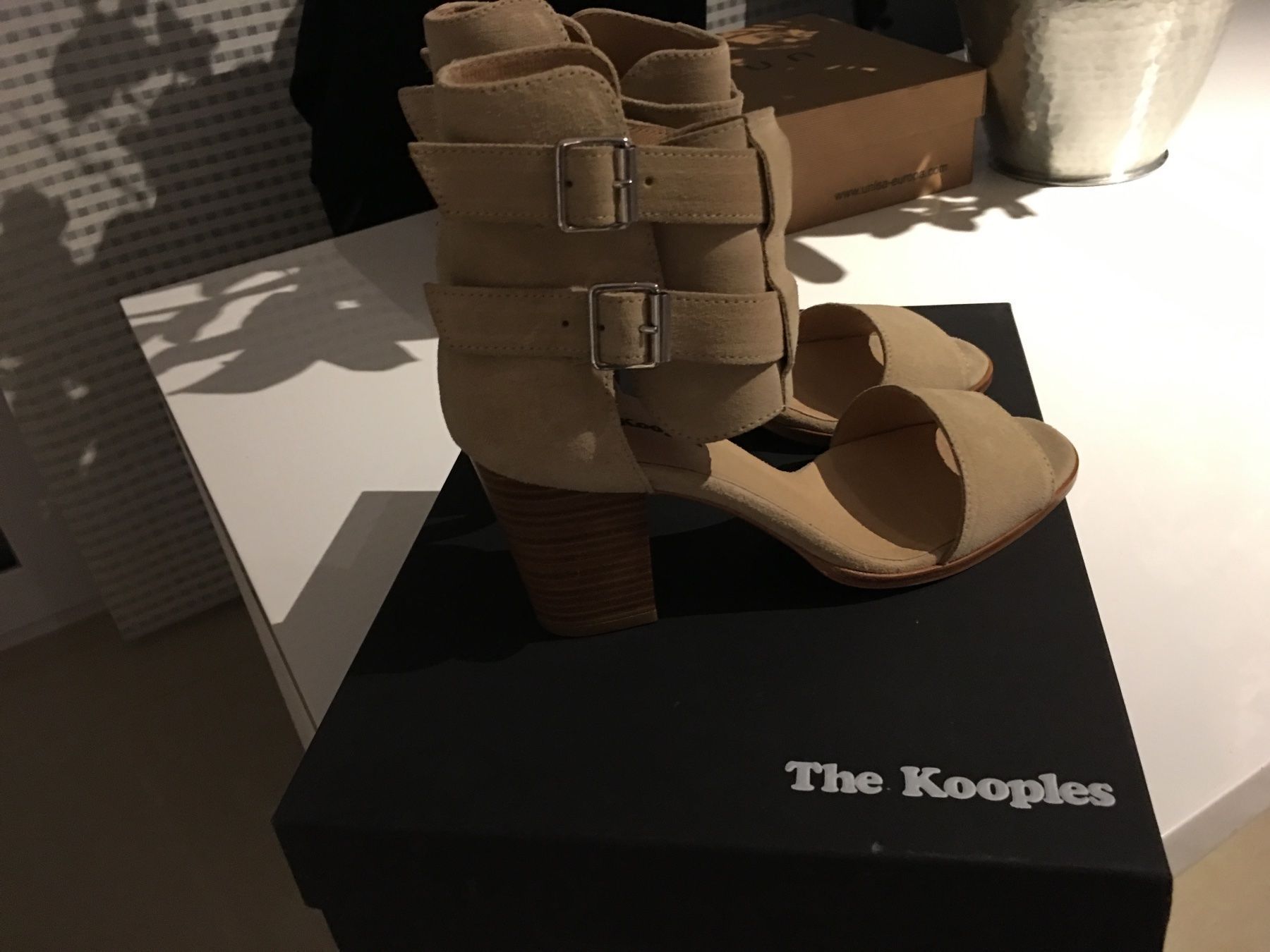 Kooples Scarpe da donna: Sandalen The Kooples – Nuovo e nell'imballaggio originale da Büren an der Aare venduto da epe_5bpx 1
