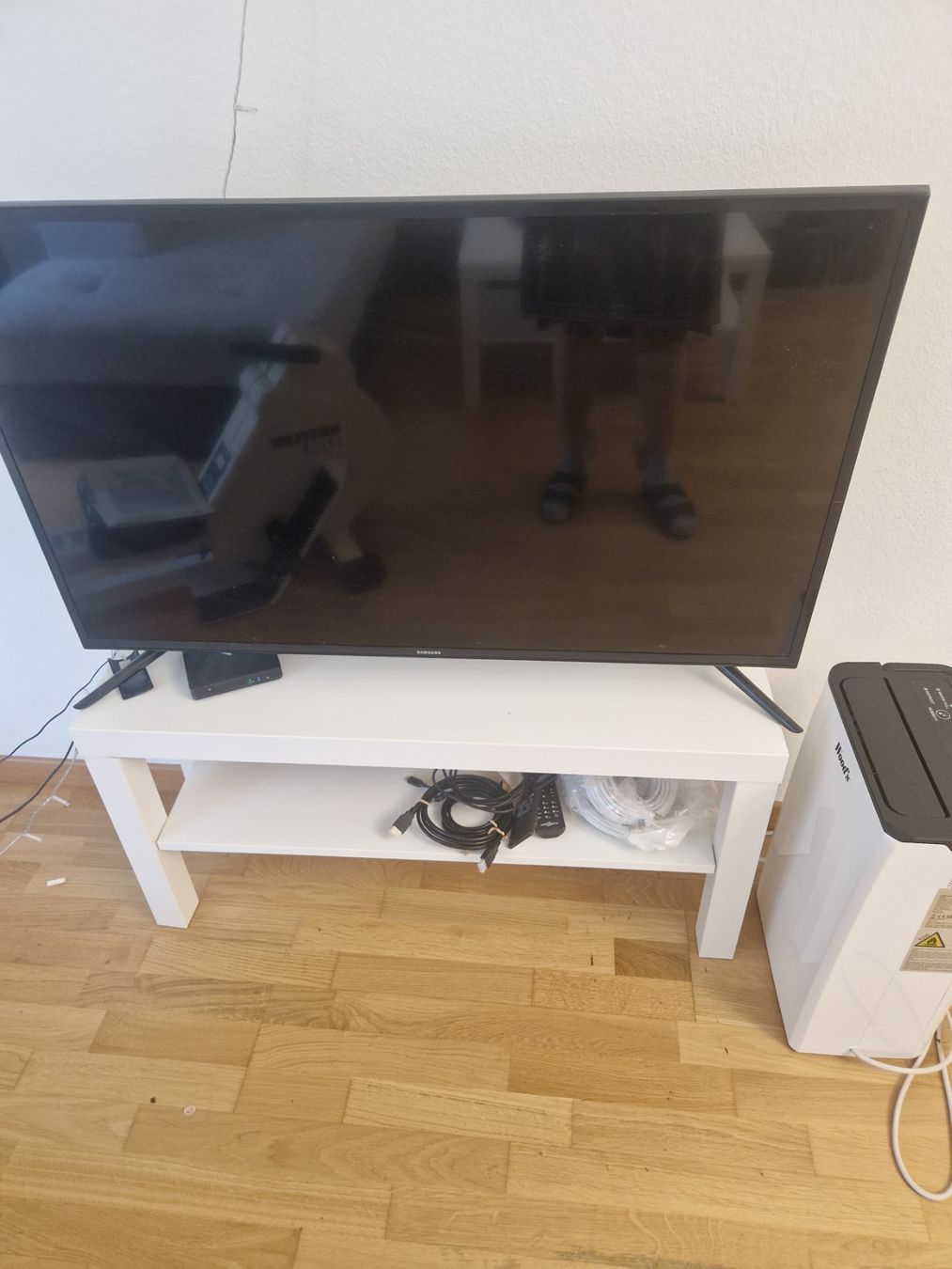 Divani: Grosse Ecksofa mit Hocker, Bettsofa bis 20 Juli Verkauf! – Nuovo (secondo la descrizione) da Glattbrugg venduto da hap_8w8v 2