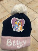 Bluey Mütze mit Bommel Grösse 98-104 gebraucht blau rosa
