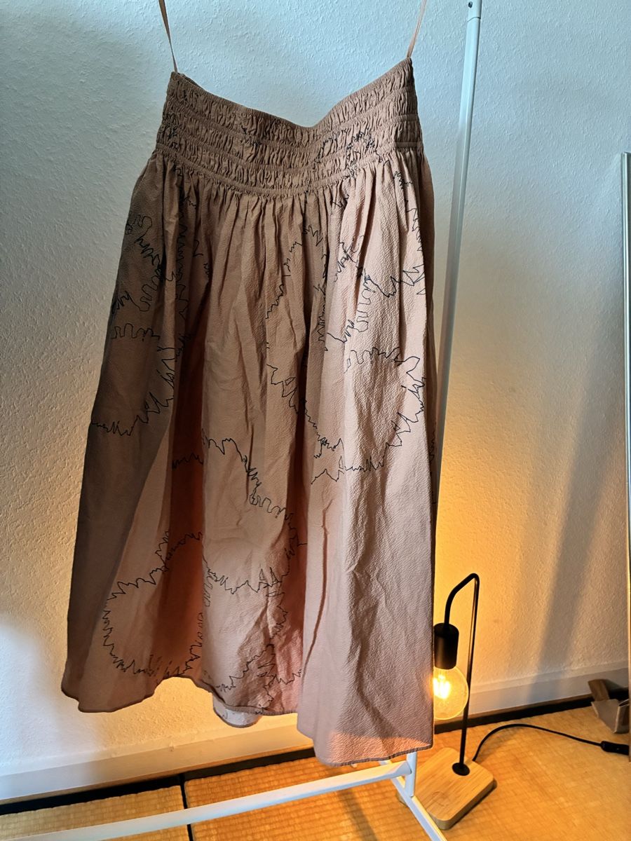 Cos Röcke: Cos midi skirt 42 – Gebraucht aus Lausanne von Sarawg 1