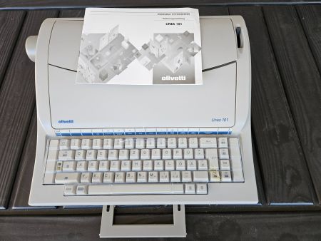 Olivetti Linea 101 portable Schreibmaschine 230 V Occasion