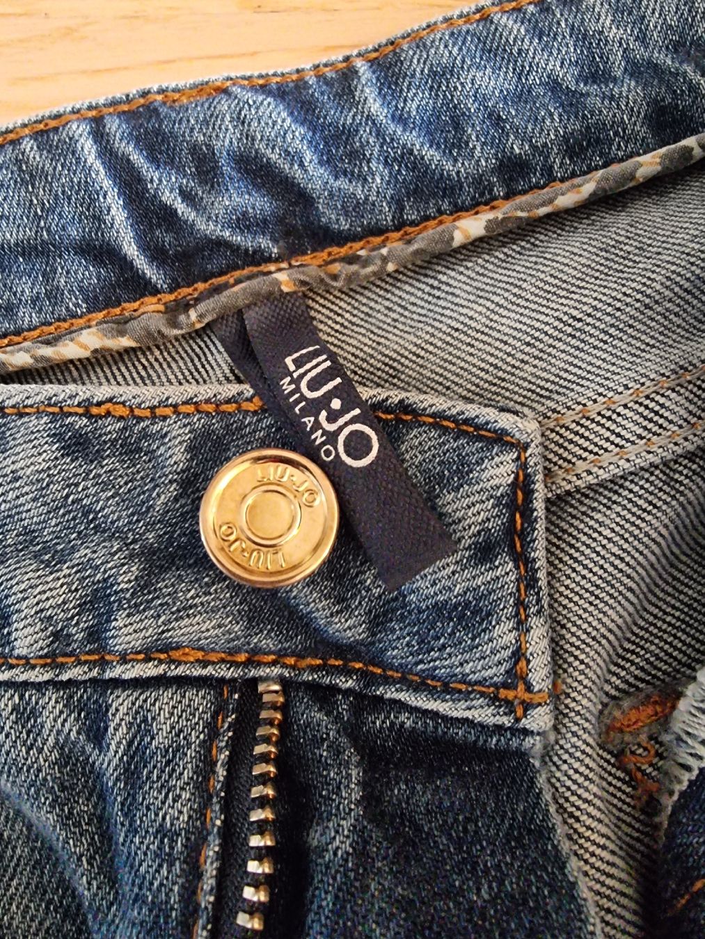 Liu Jo Jeans: Liu Jo Jeans Damen Gr. 29 Destroyed Look – Usato da Goldach venduto da Cooky2011 1