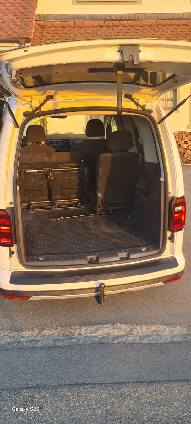 VW Automobili: VW Caddy Alltrack Diesel DSG TOP – Usato da Worb venduto da Werich 6