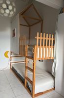 Wunderschönes Kinder Hausbett/Hochbett  *Einzelanfertigung*