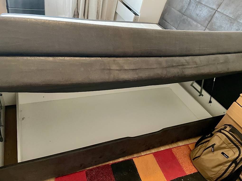 Letti: Urgent! Lit BoxSpring 160 x 200+ Matelas – Usato da Fribourg venduto da aay_lnz7 2