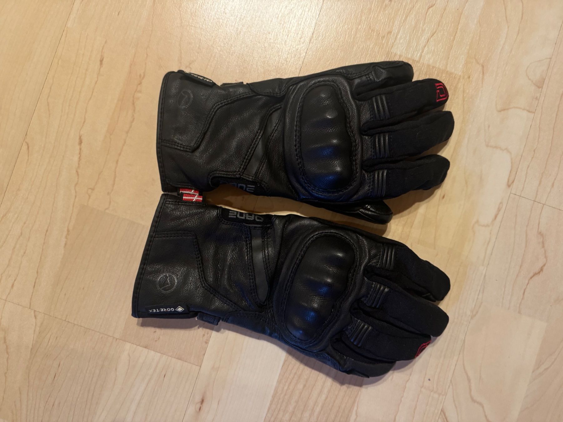 Lotti di vestiti: Komplette Töffausrüstung ungebraucht – Nuovo e nell'imballaggio originale da Erlenbach ZH venduto da Winkel1000 2