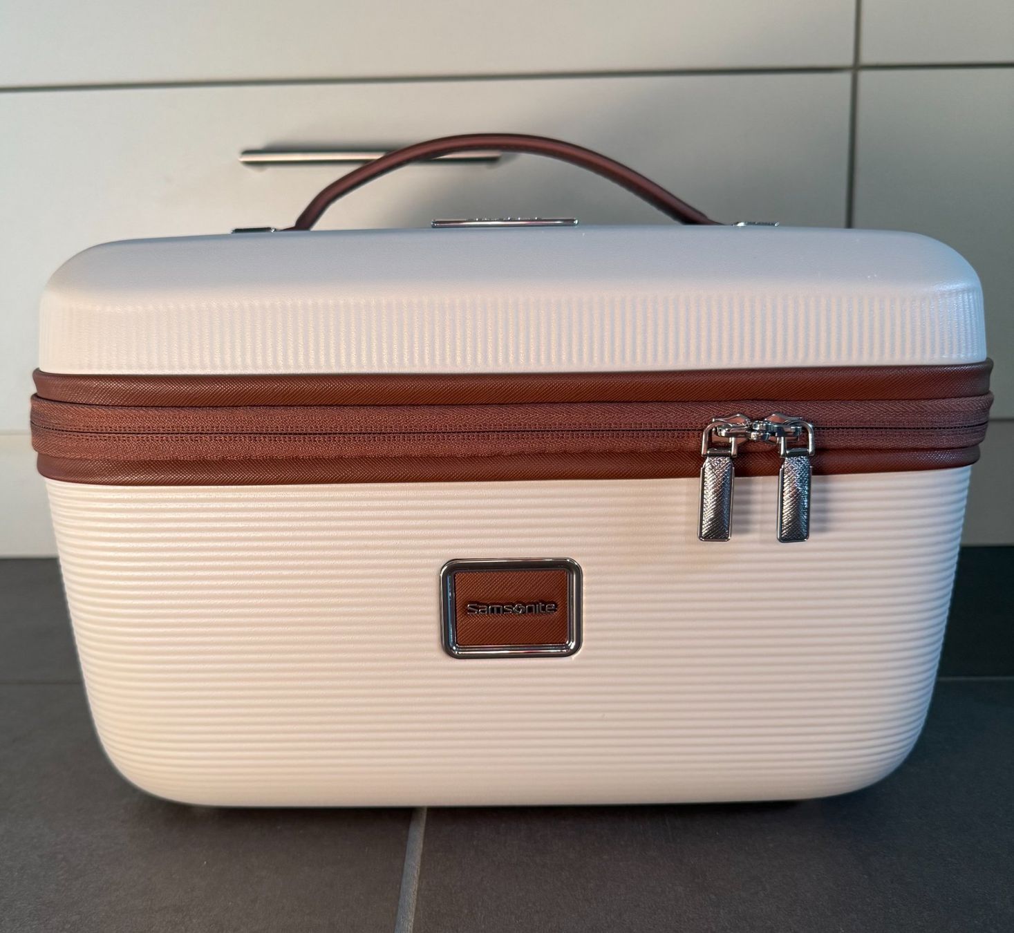 Samsonite Custodie per cosmetici: Samsonite Image Beauty Case (neuwertig) – Nuovo (secondo la descrizione) da Suhr venduto da and_n9d5 1