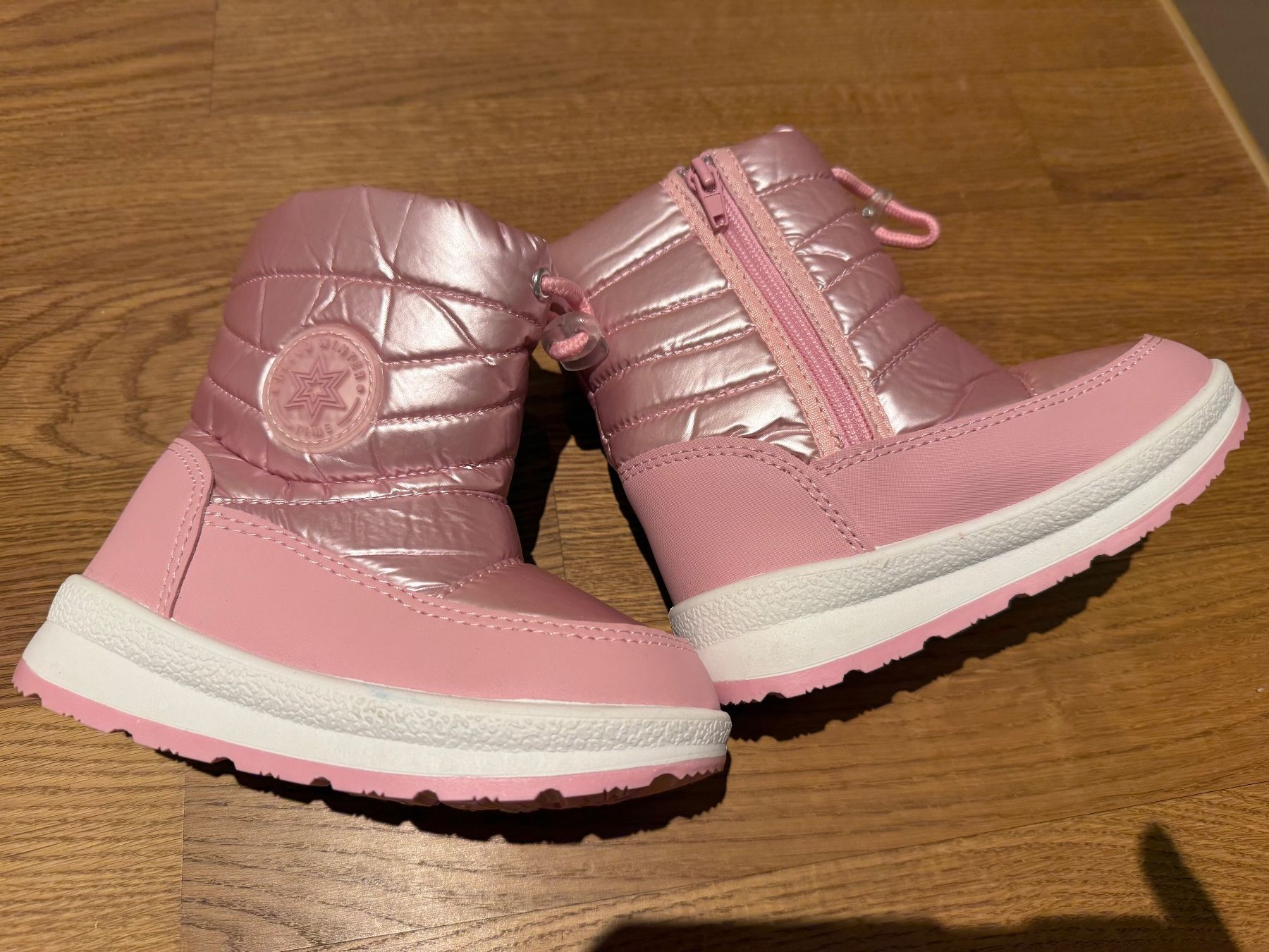Scarpe per ragazze: Winterstiefel Mädchen NEU 27 – Nuovo e nell'imballaggio originale da Bettwil venduto da Tija007