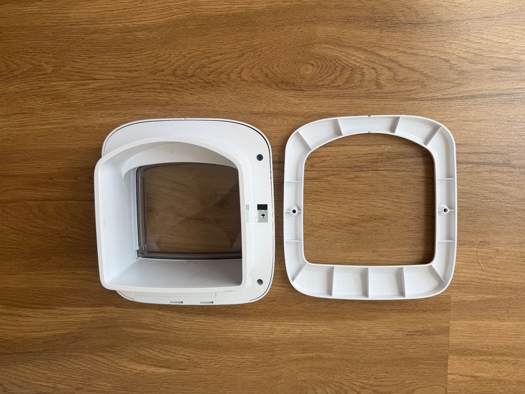 Gattaiole: PetSafe Microchip Katzenklappe – Usato da Bolligen venduto da hvw 1