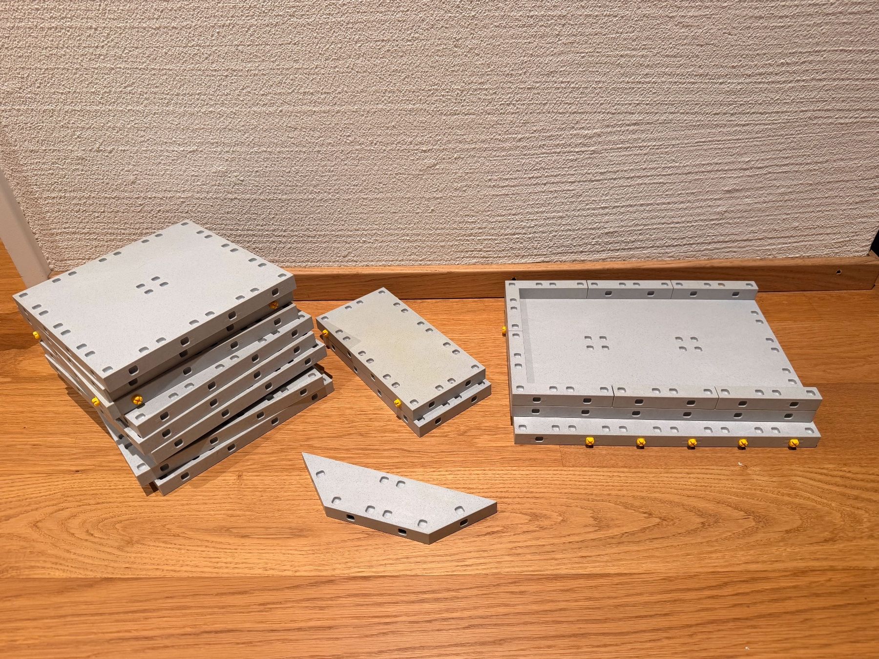 Playmobil Giocattoli: Playmobil Basisplatten Gebäude – Usato da Reinach BL venduto da Graphix