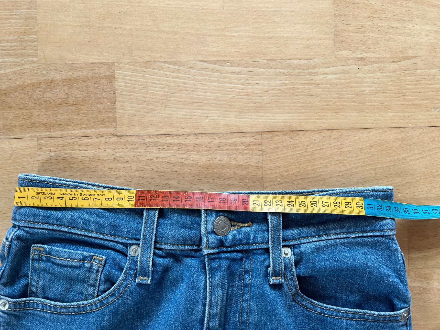 Levi's Jeans: LEVI'S Damen Jeans in Gr. 25, Blau – Usato da Worb venduto da farben20zauber 7