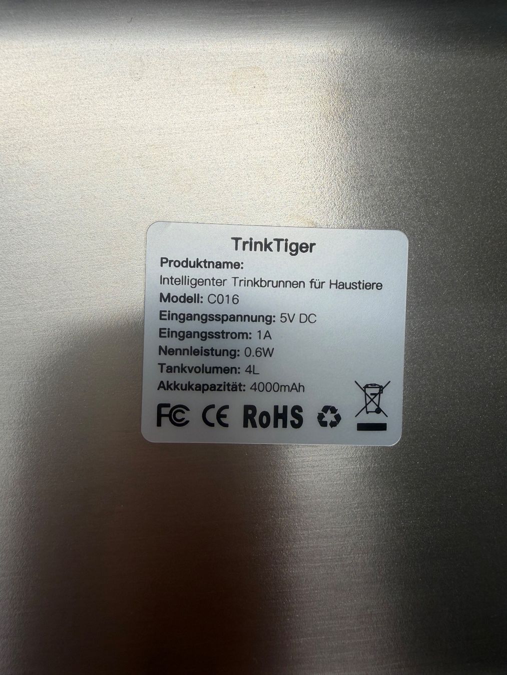 Stagni & Fontane ornamentali: TrinkTiger Pro Trinkbrunnen – Usato da St. Peterzell venduto da Hiakm 1