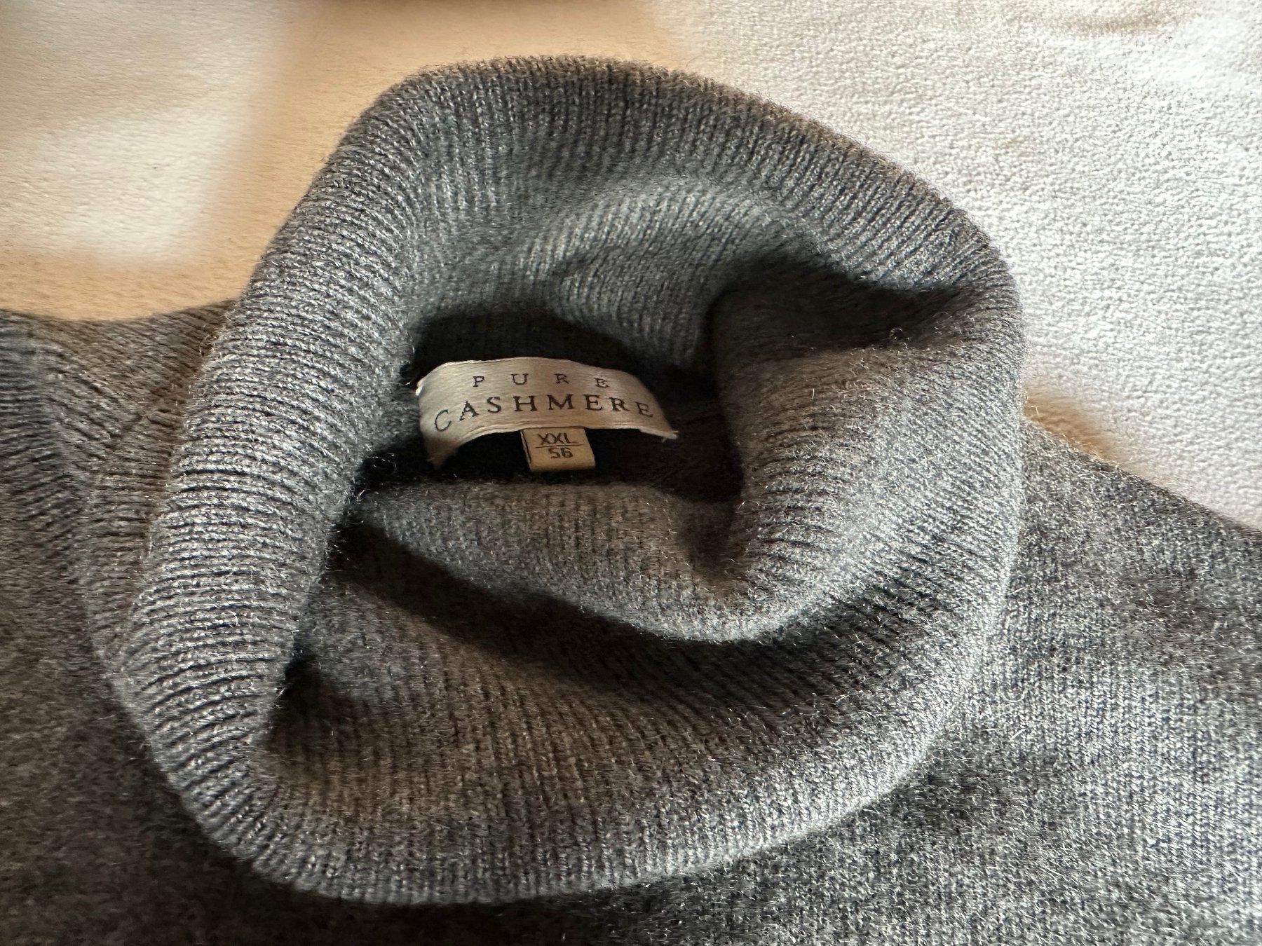 Pulls & Sweat-shirts: Pull Cashmere col roulé gris – D'occasion à Ste-Croix par mjmg 2
