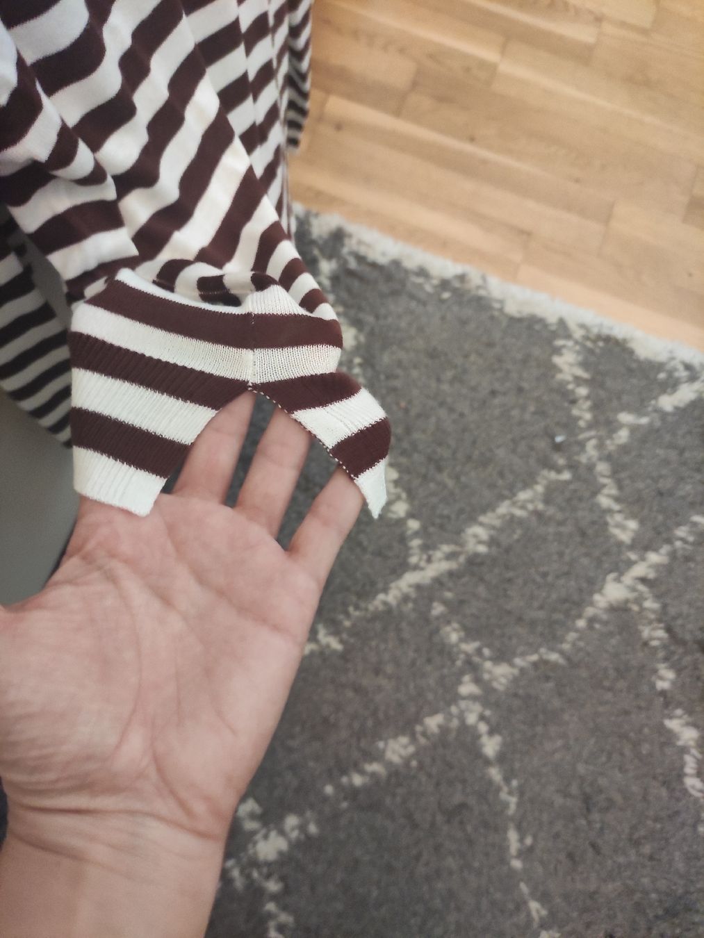 Zara Maglioni & Felpe: Gestreifter Pullover braun weiss, Zara,Gr. S – Usato da Schliern b. Köniz venduto da Pecannut 1