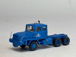 AU- Kibri Faun Zugmaschine blau
