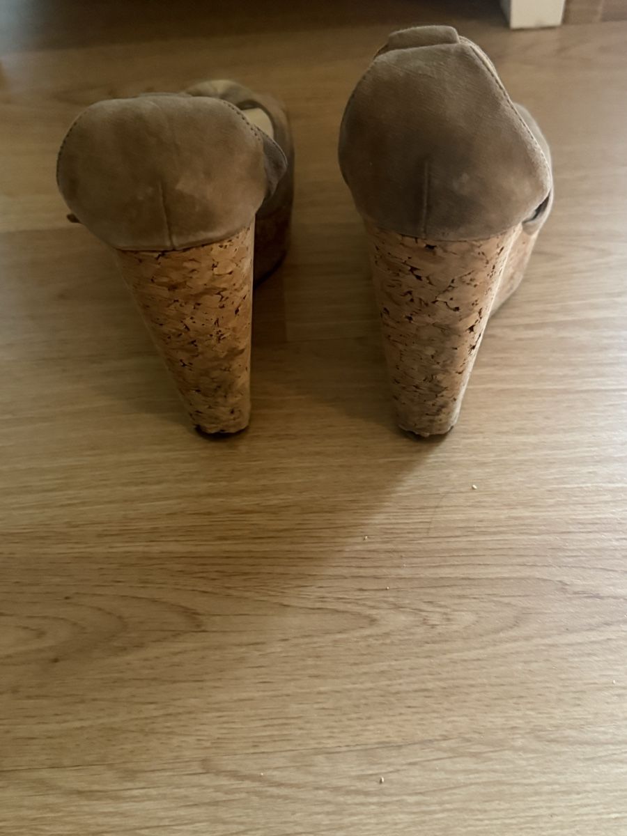 Jimmy Choo Damenschuhe: Jimmy Choo Sandalen  – Defekt aus Höri von nes_wf9h 4