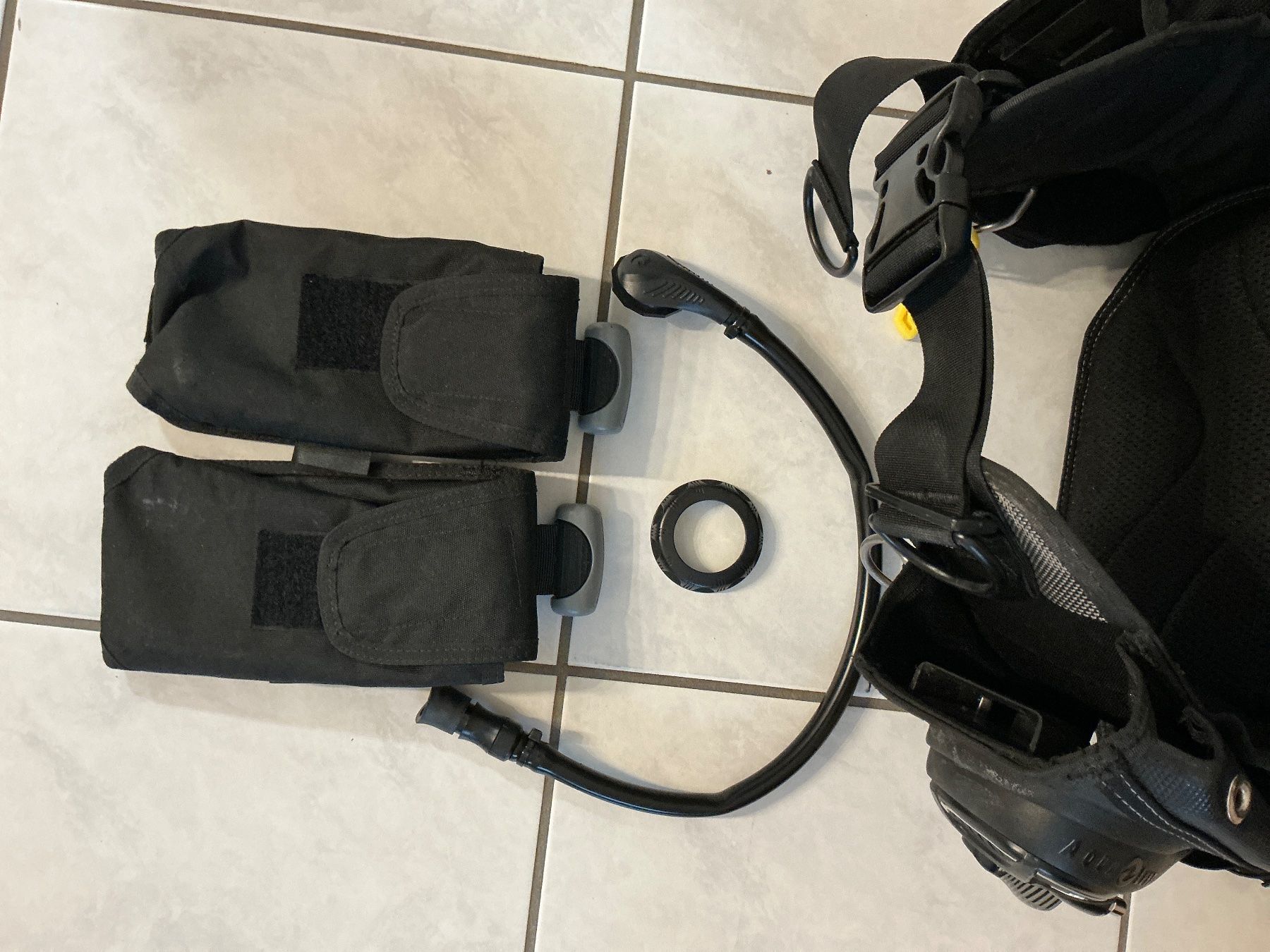 Respiratori & Giubbotti: Tarierjacket Aqua Lung Dimension i3 BCD-Disconrinnes Gr.S/M – Usato da Galgenen venduto da 67sab 3