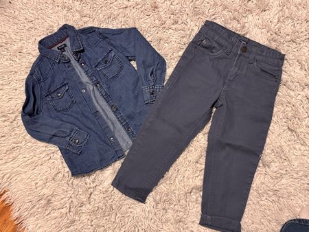 Ensemble garçon KIABI chemise en jean et pantalon taille 104