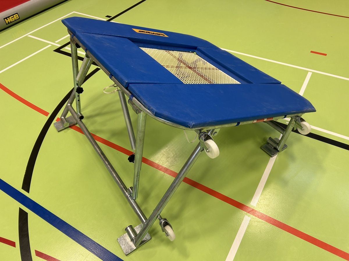 Trampolini: Eurotramp Trampoline Teamgym – Usato da Courrendlin venduto da kiki_villemin 1