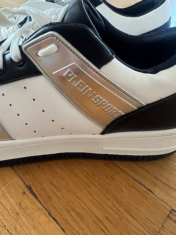 Herrenschuhe: Sneaker weiss Gr 43 – Gebraucht aus Regensdorf von Kunst02 4