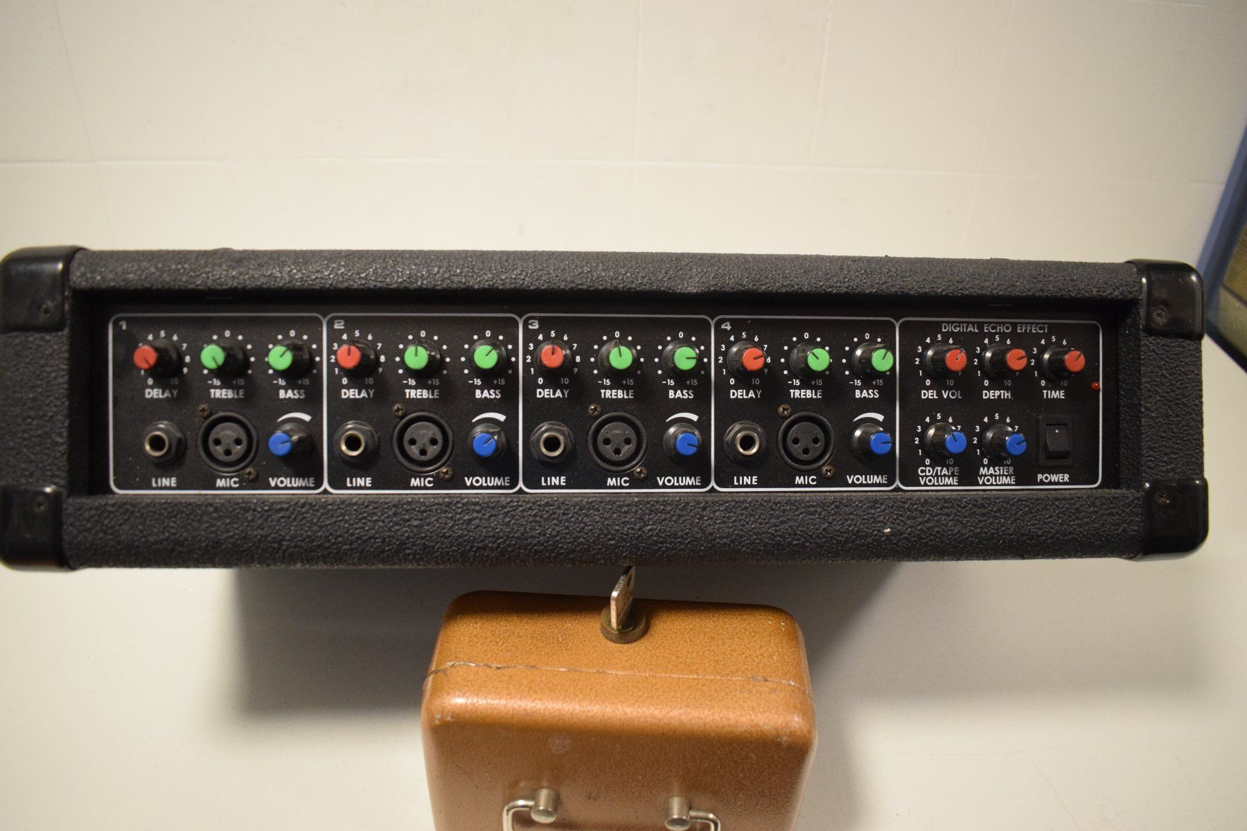 Equalizzatori: Hy-X-Amp FL-400 Mixer – Usato da Zürich venduto da Brockito 2