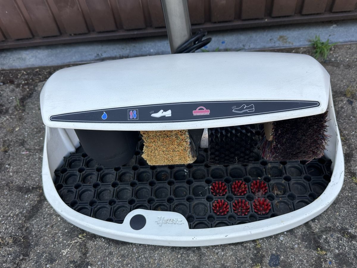 Tutte le macchine: Heute COSMO 3 Plus Schuhputzmaschine  gebraucht – Usato da Liestal venduto da forty-four_shop 2
