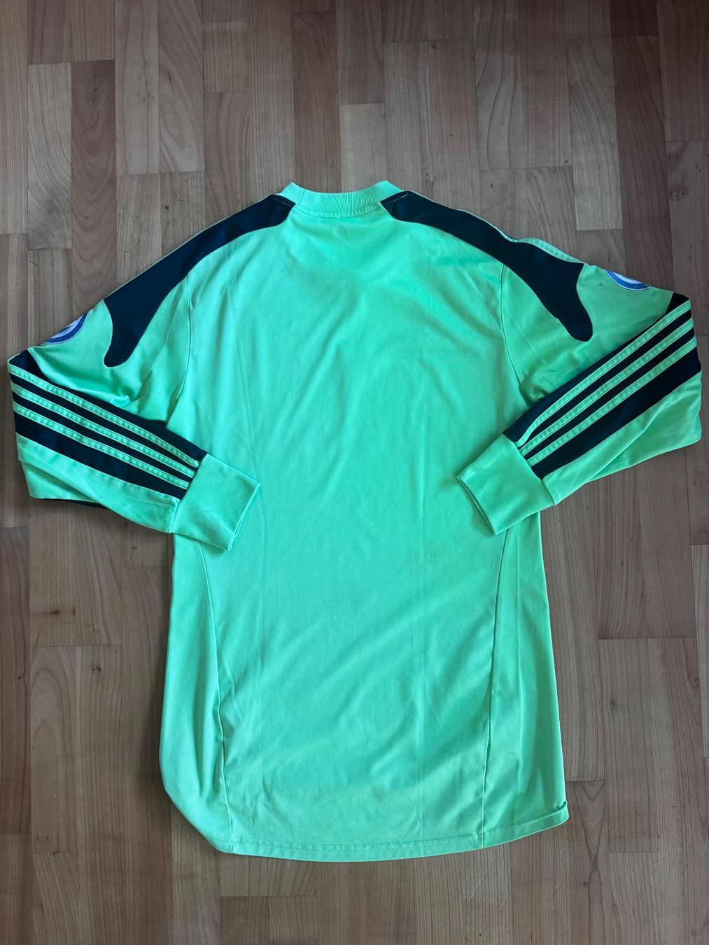 FC Basel Canottiere & Pantaloni: Fc Basel goali Trikot – Usato da Binningen venduto da Noncanislupus 1