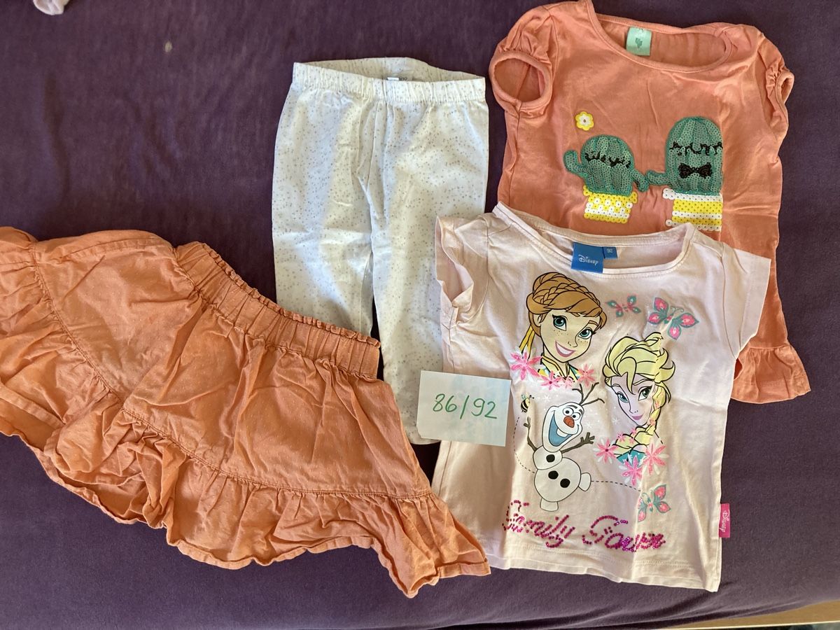 Lotti & Set di vestiti: Kleiderpaket Grösse 86/92 Mädchen – Usato da Wiler b.Utzenstorf venduto da Verkauf333 2