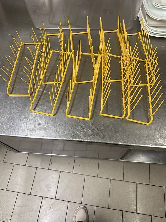 Teller: RINNIG ikea porta piatti – Gebraucht aus Massagno von div_g8rg