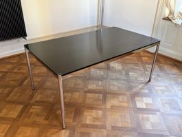 USM Haller Tisch/Schreibtisch 175 x 100 cm, Eiche, schwarz