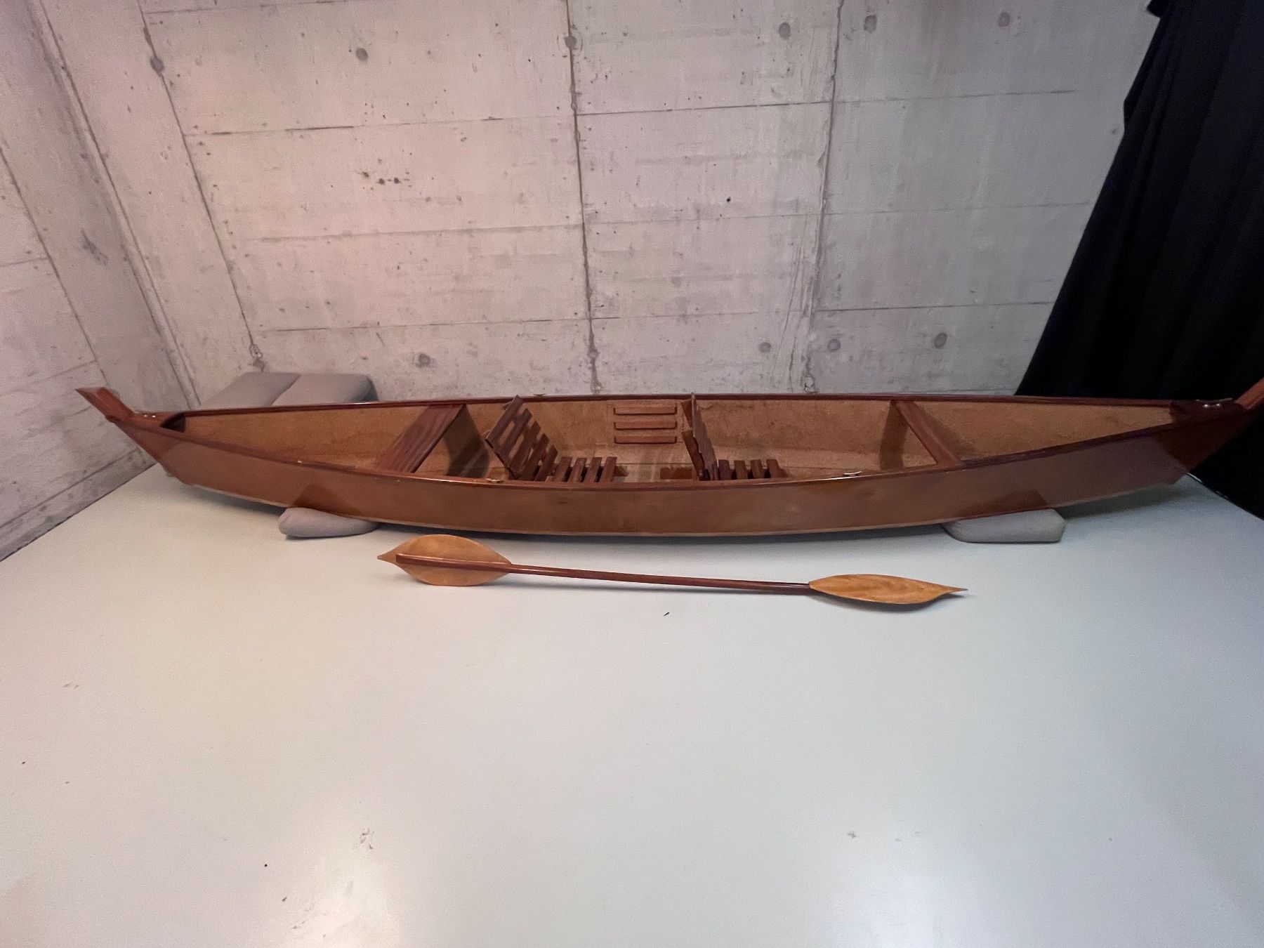 Selbstbau Barche: Kajak Boot Holz mit Paddel – Usato da Biberstein venduto da Ramathur