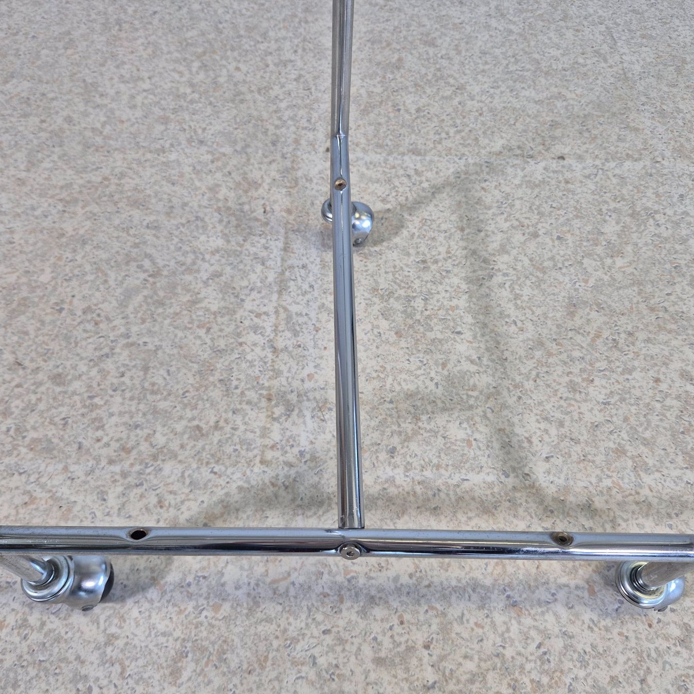 Carrelli di servizio: Cooler Barwagen, Trolley Servierwagen Rollwagen 2 Ablagen – Usato da Nottwil venduto da Wondewa-Shop 5