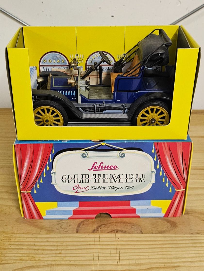 Schuco Modellautos: Schuco 1228 Oldtimer Opel Doktor-Wagen 1909 – Gebraucht aus Rüti GL von 4oops 2