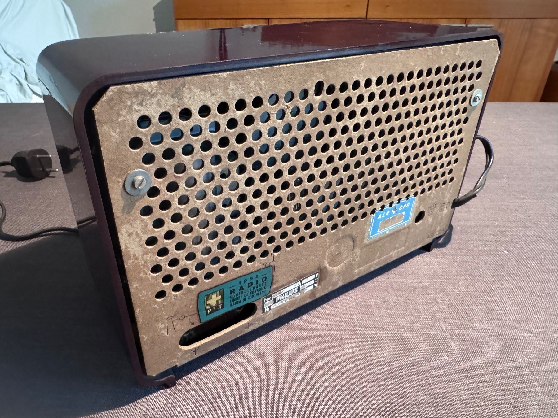 Philips Radios: Philips Röhrenradio von 1952 – Gebraucht aus Oberrüti von HotRod1932 4